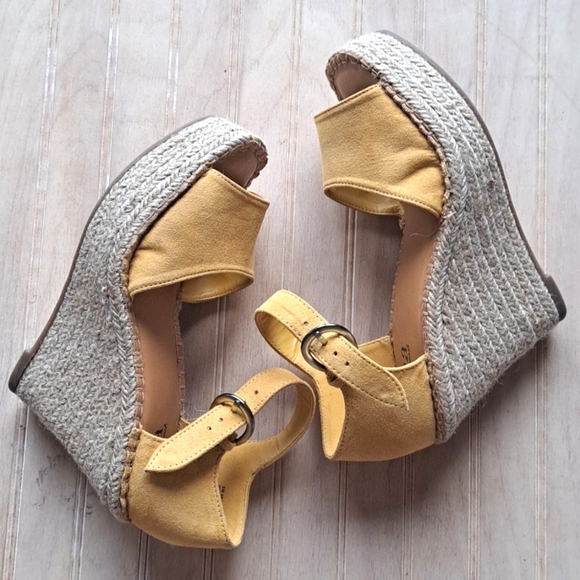 a.n.a Mustard Suede Wedge Sandals - Picture 8 of 9